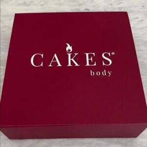 Cakes Body Red Gift Box